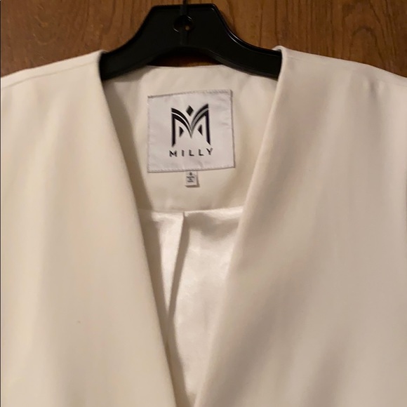 Long Vest - Picture 2 of 6